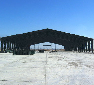 پروژه ساخت و نصب سازه های فلزی و پوشش سقف شرکت بازرگانی و تولیدی سوربن شمال